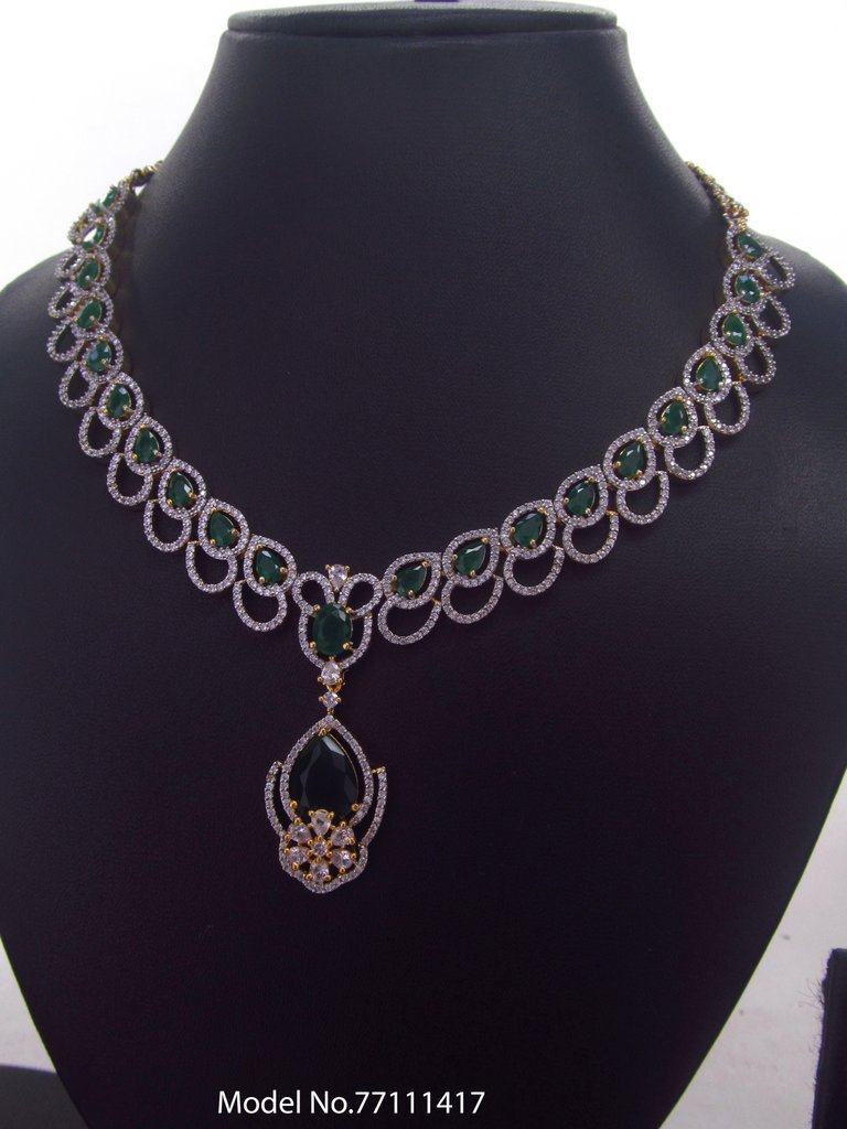 Partywear Classic Jewelry Set