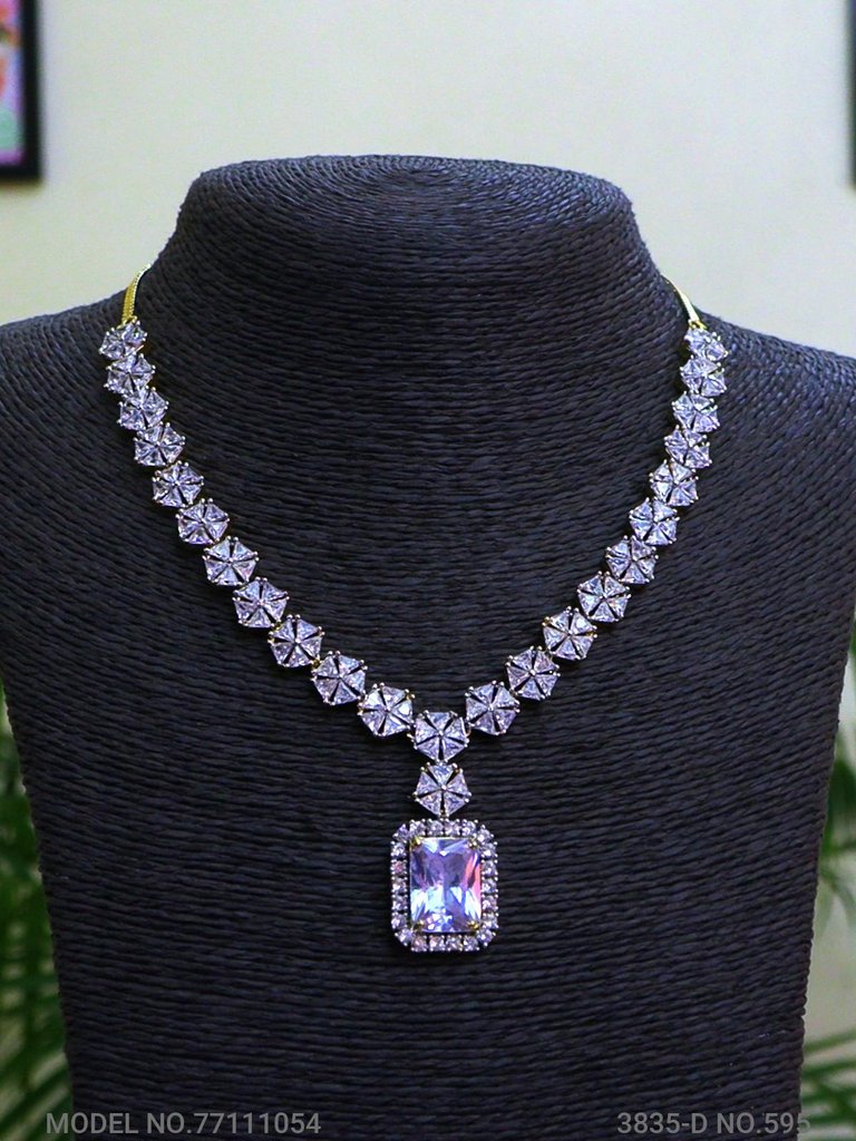 Smart Alternative to Expensive Diamond Jewelry