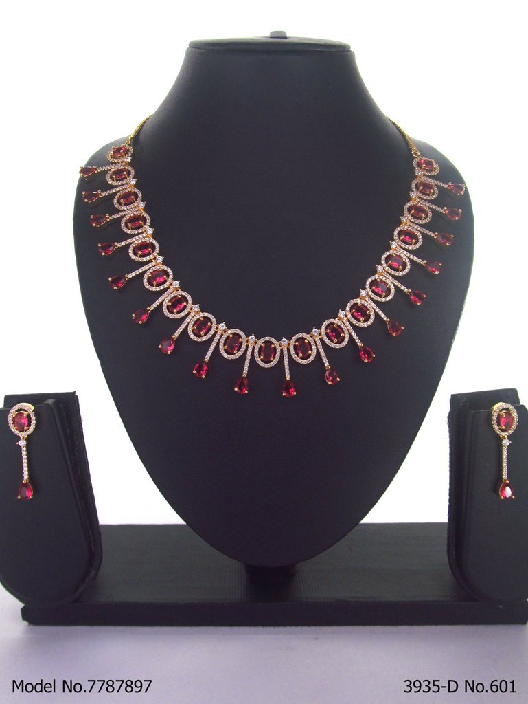 Trendy Traditional Necklace Set | Ideal Birthday Gift