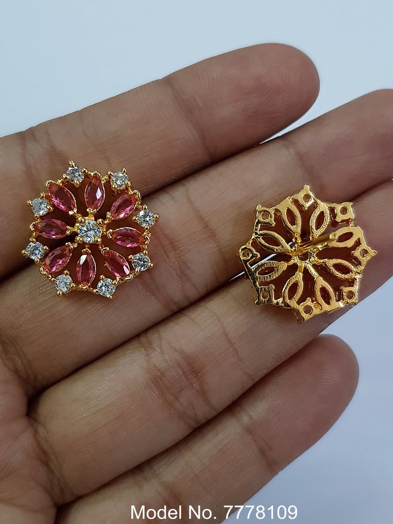 Indian Cz Earring preferred by Bollywood stars