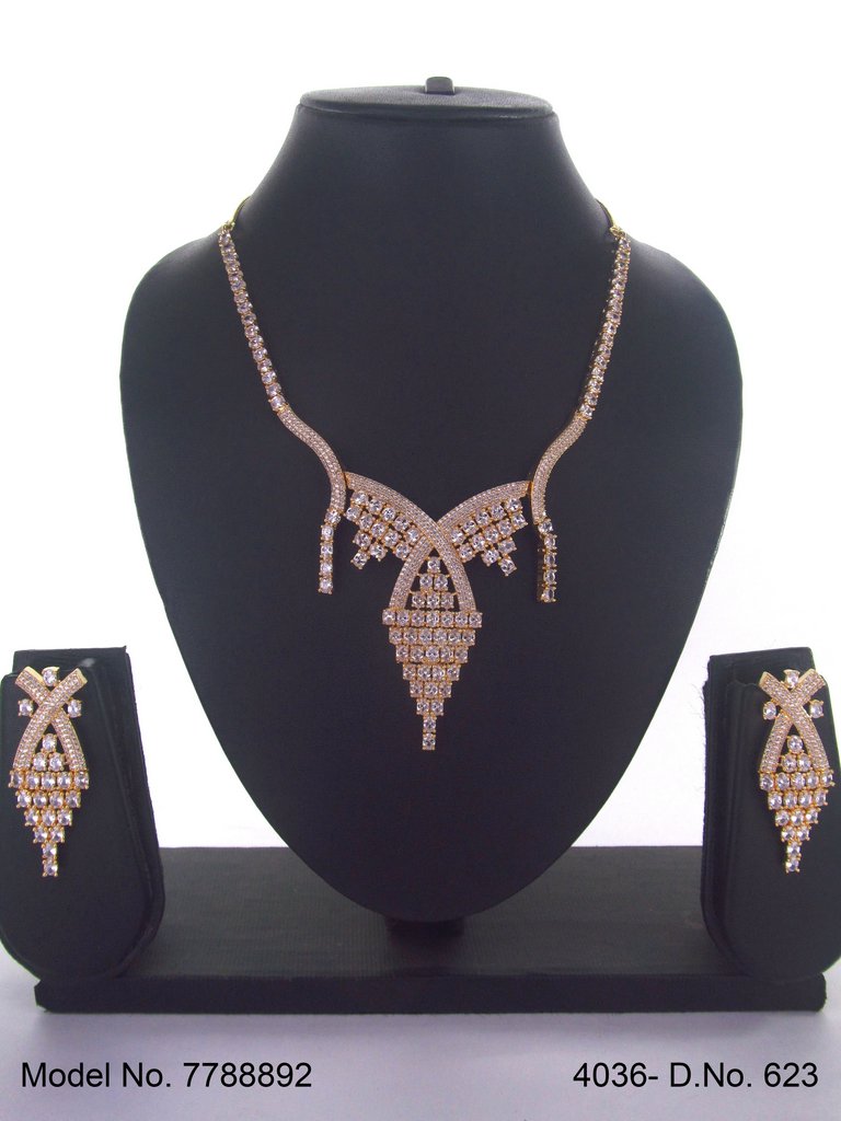 Fashion Necklace Set | Artificial Diamonds / Zircons