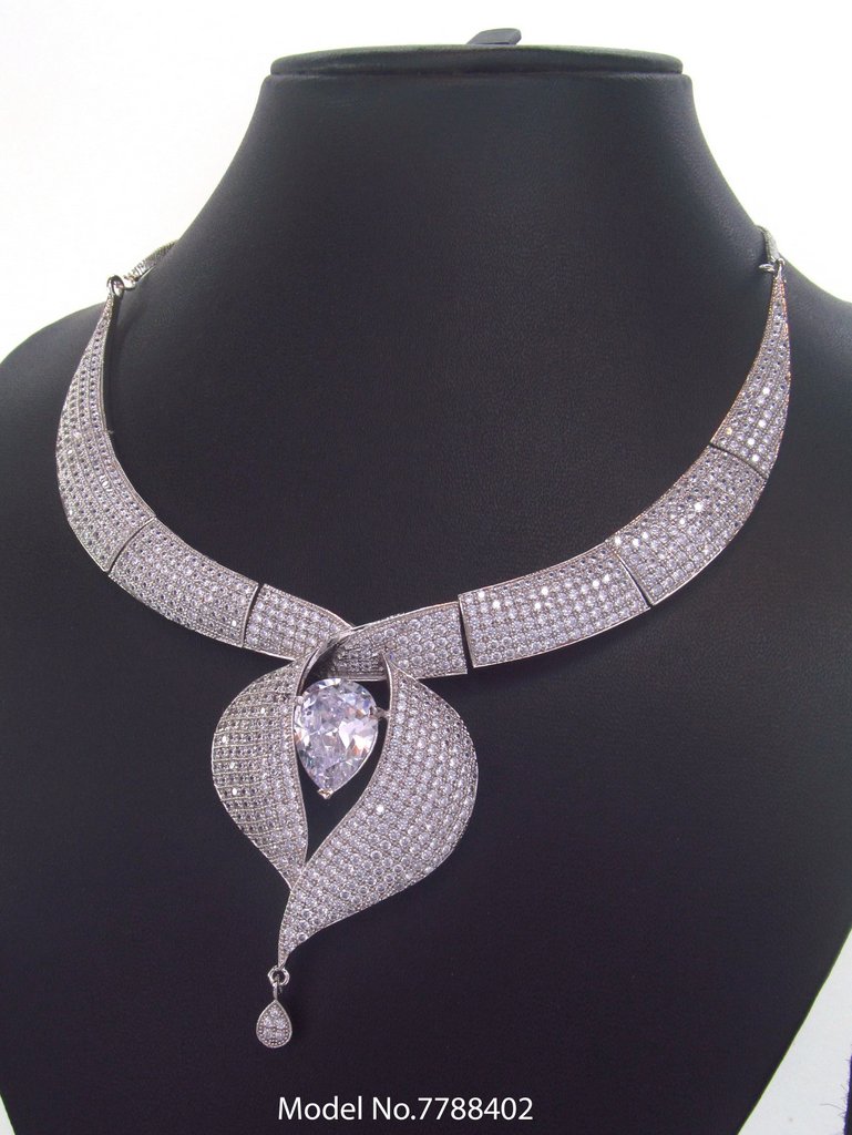 Traditional Design | American Diamond Jewelry Set