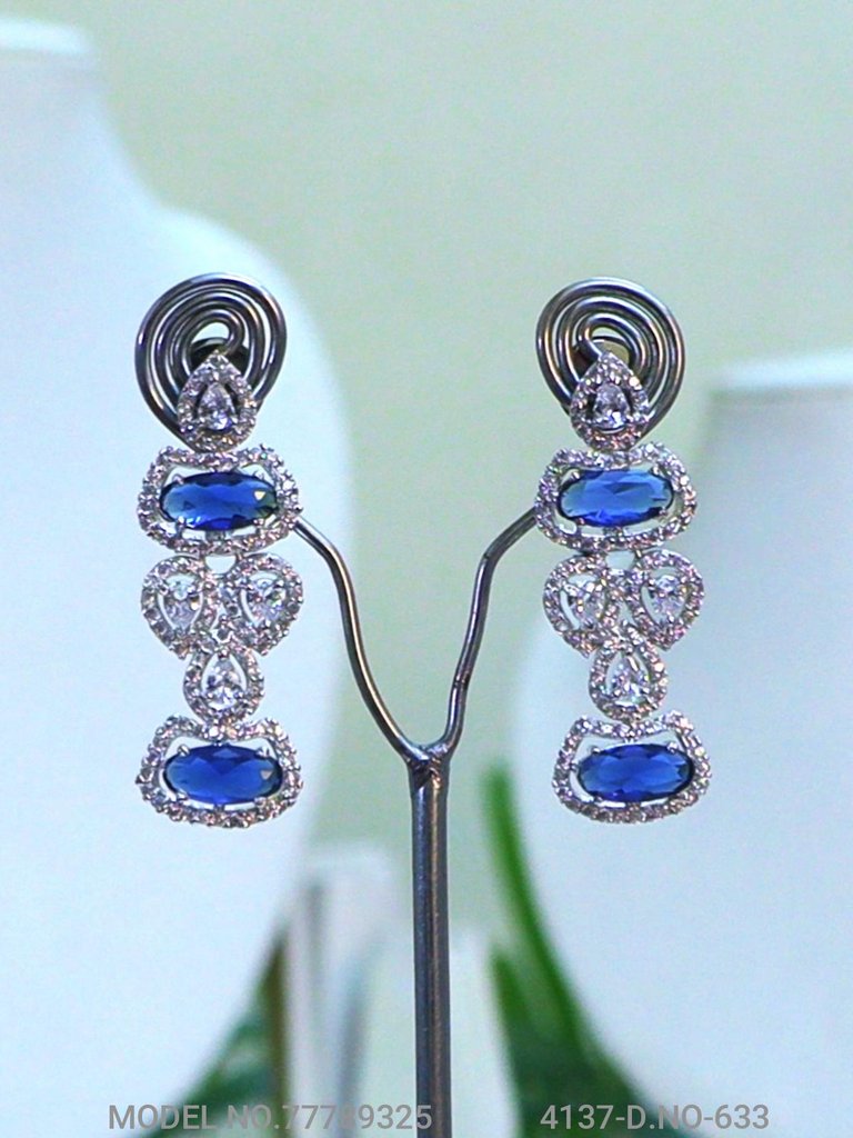 Statement American Diamond Set