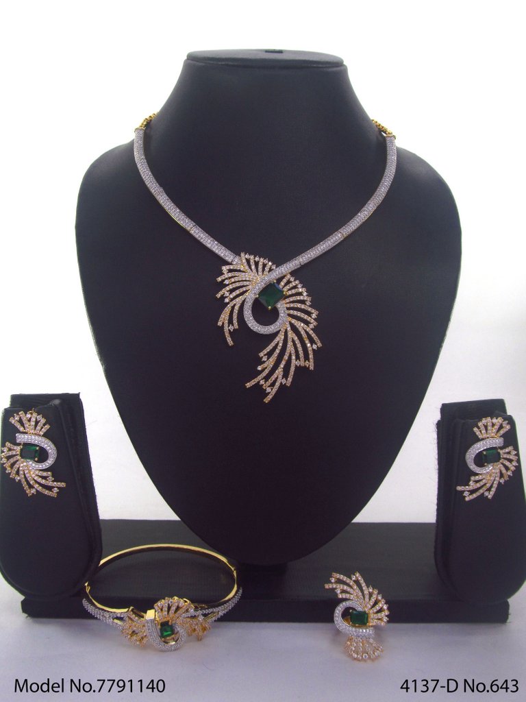 Original Zircon Necklace Set