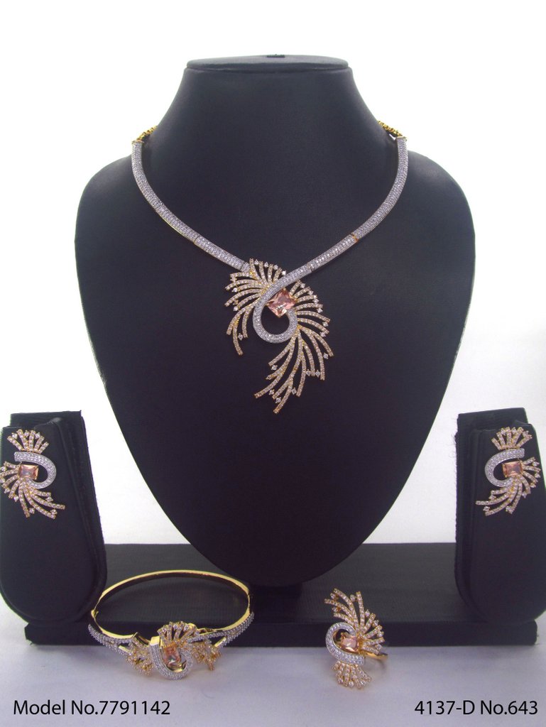 Western Necklace set