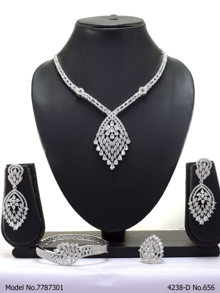 Showstopper Imitation Jewelry Set