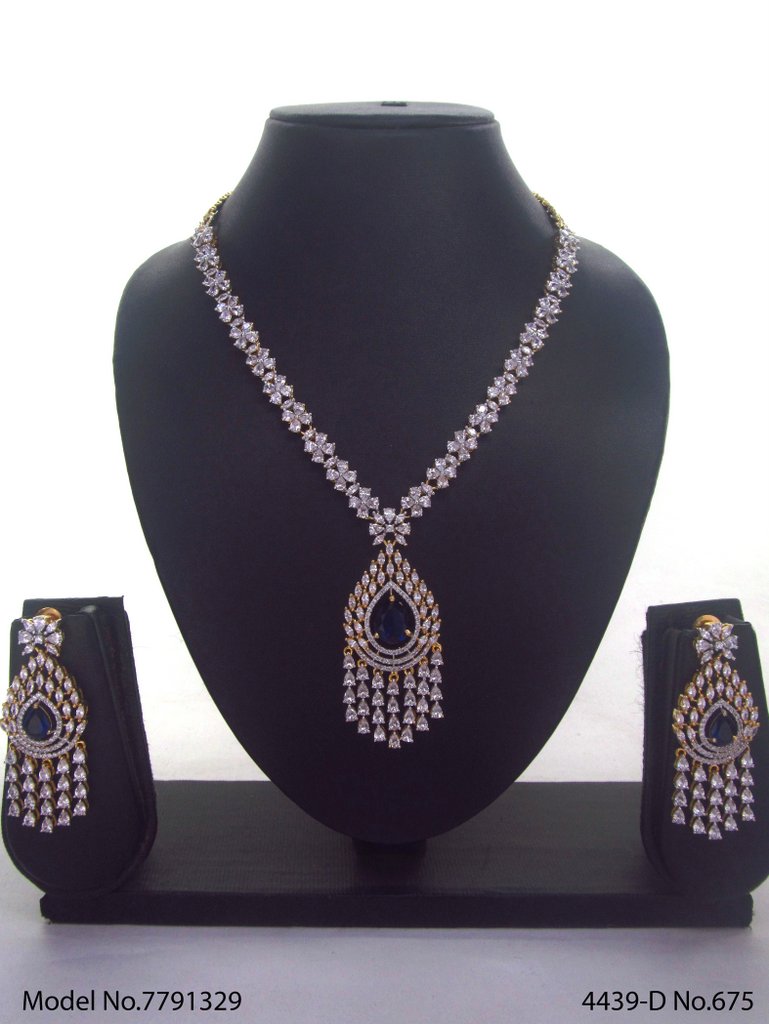 Traditional Design | American Diamond Jewelry Set