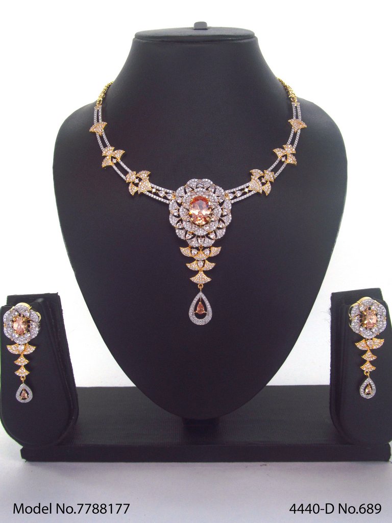 Amazing Traditional Jewelry Set