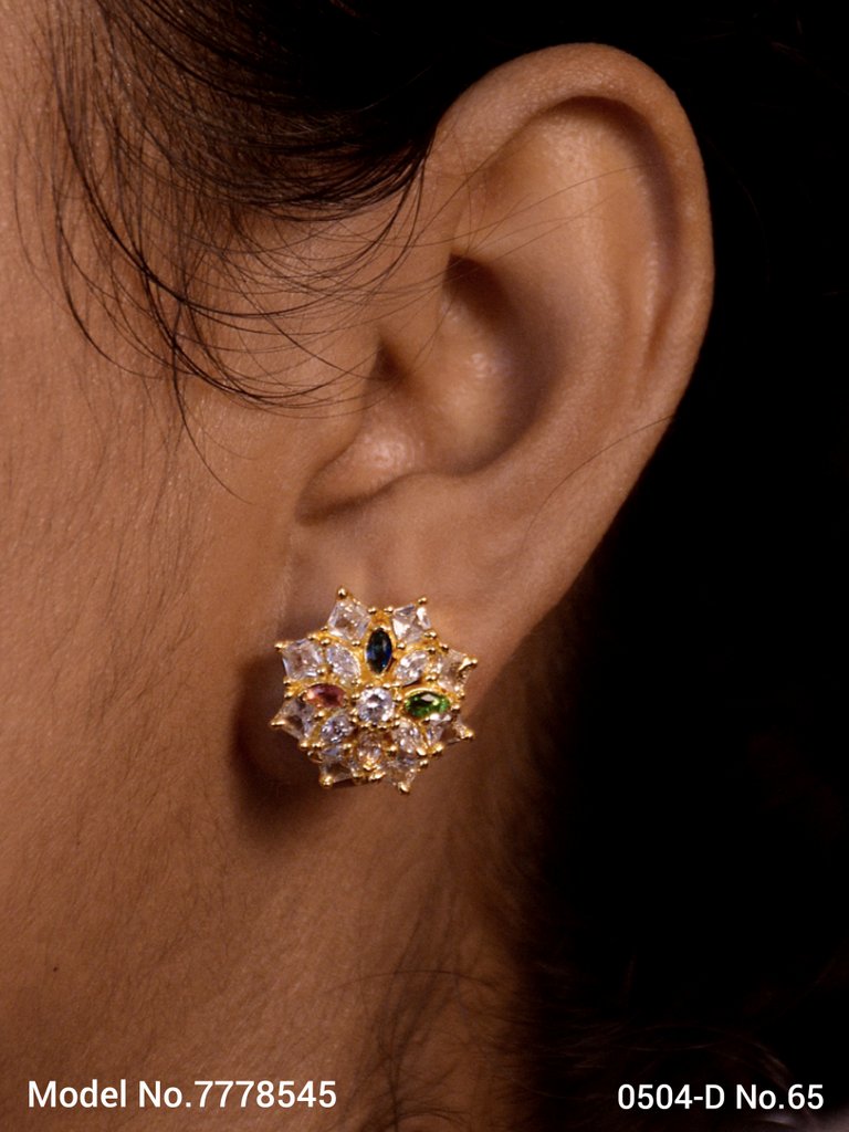 Handcrafted zircon Studs | Royal Taste