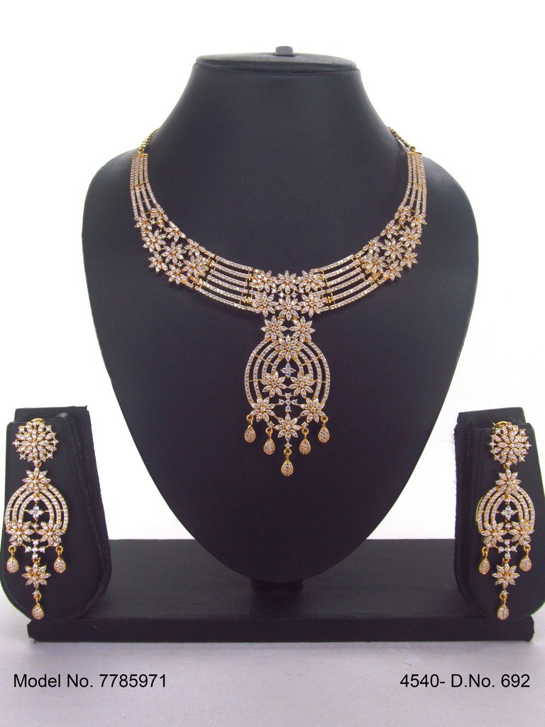 Handmade Traditional Masterpiece Zircon Jewelry Set