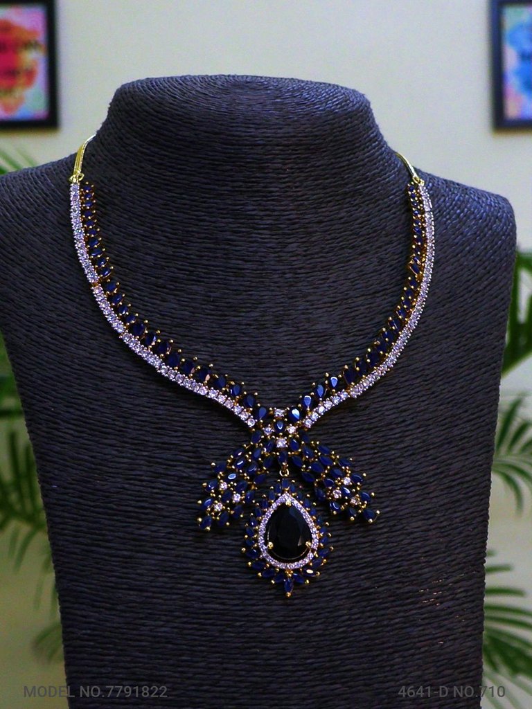 Western Necklace set