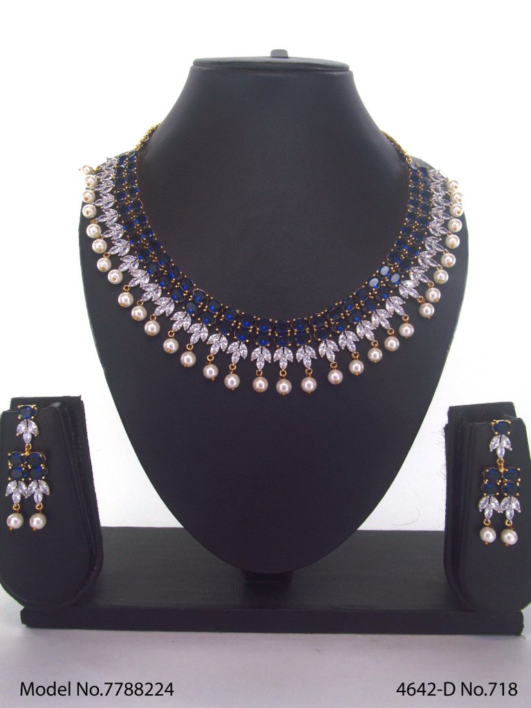 Western Necklace set