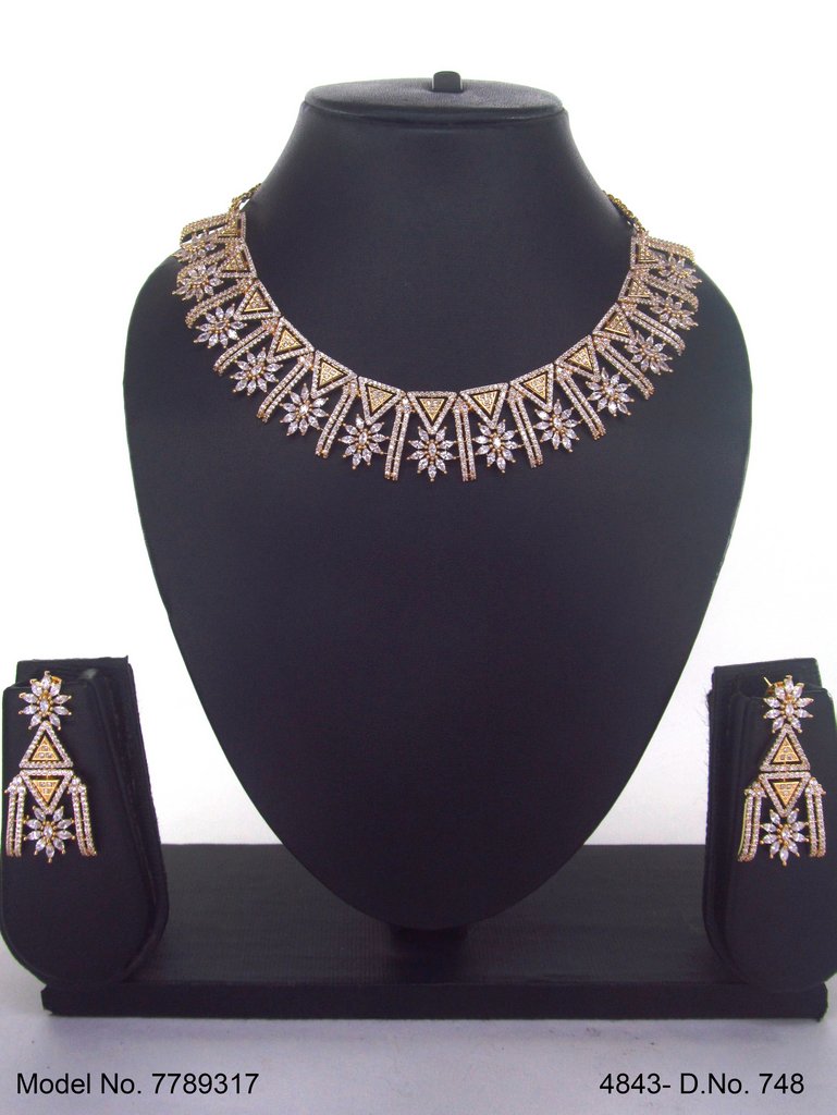 Traditional Design | American Diamond Jewelry Set