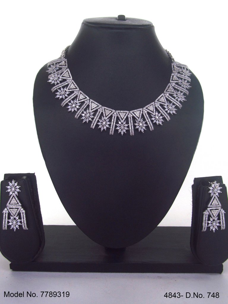 A Masterpiece | Handcrafted Traditional Jewellery Set
