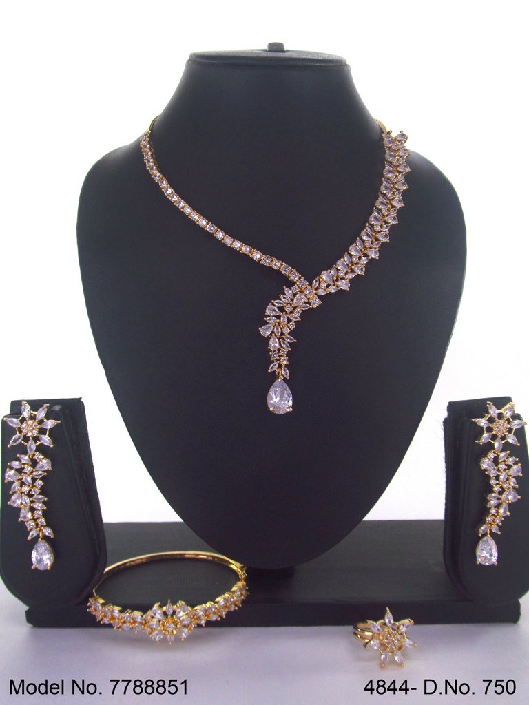 Showstopper Imitation Jewelry Set