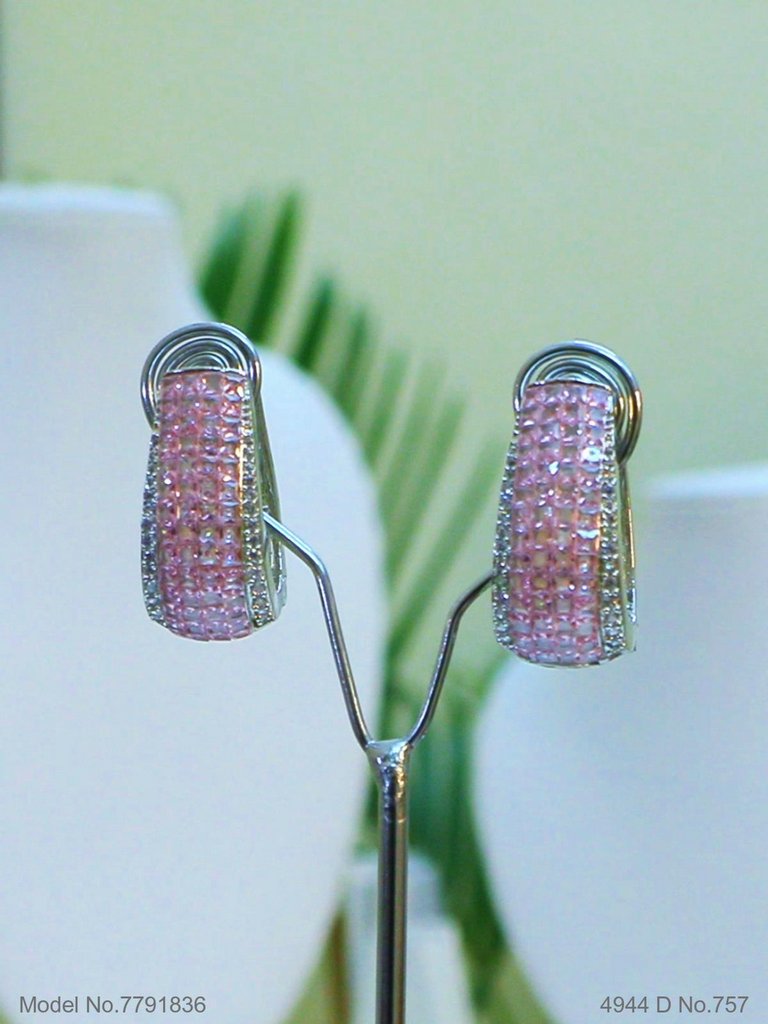 Art Jewelry