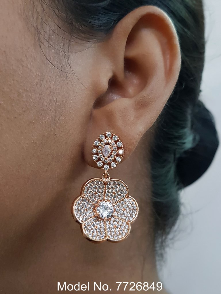Traditional American Diamond Set