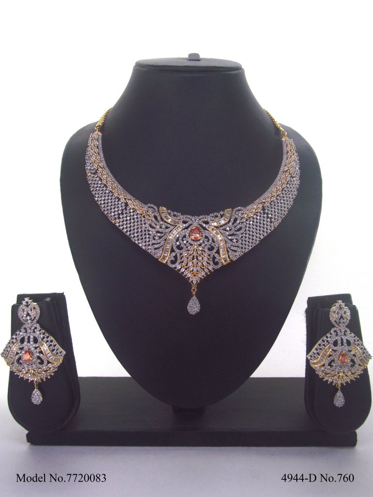 Wholesale Traditional Necklace Set