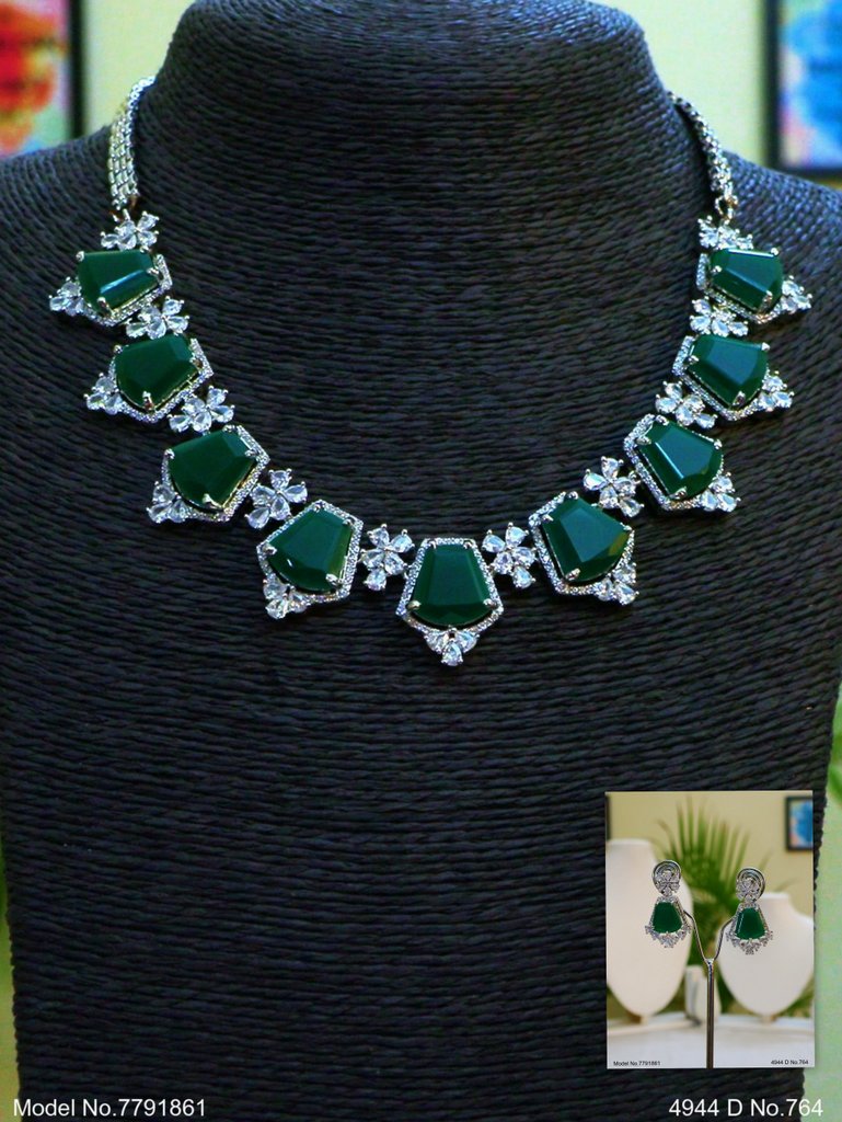 Trendy Traditional Necklace Set | Ideal Birthday Gift