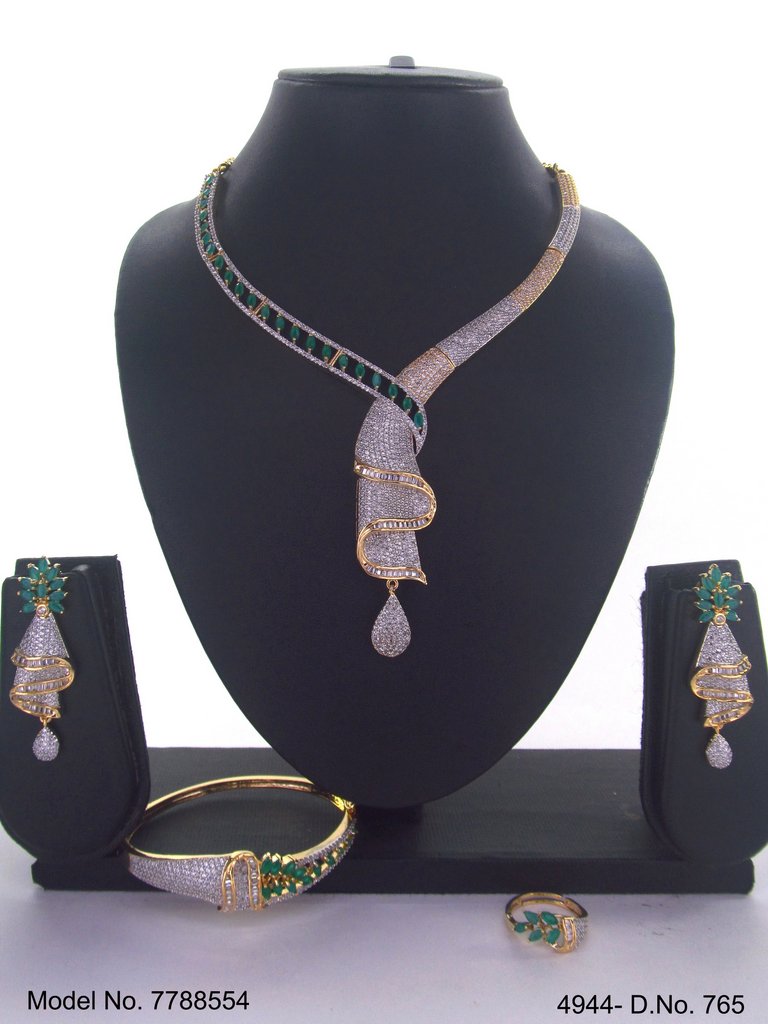 Designer Jewelry in Wholesale