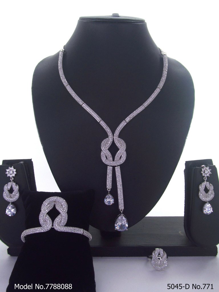 Original Zircon Necklace Set