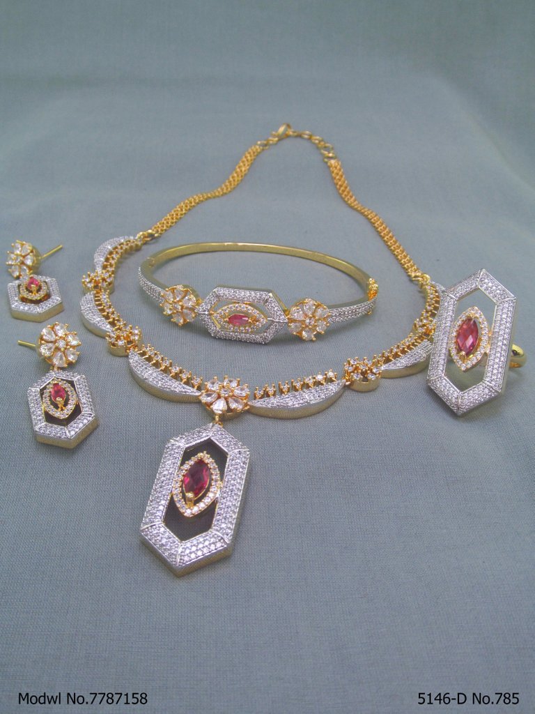 Showstopper Imitation Jewelry Set