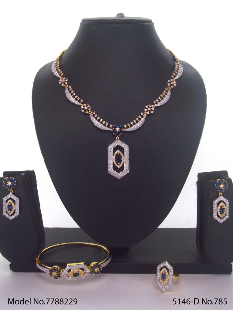 Gift Necklace Set in CZ