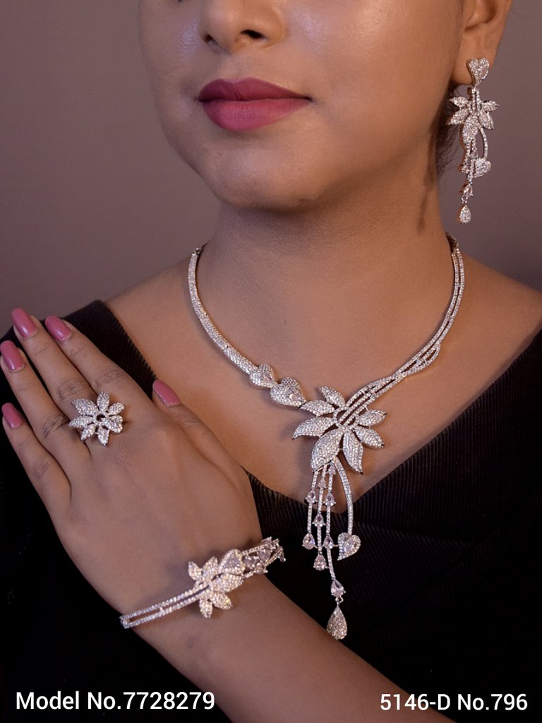 Traditional Zirconia Jewelry Set for Classy Women