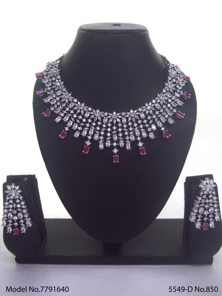 Bridesmaid Necklace Set for Traditional Weddings