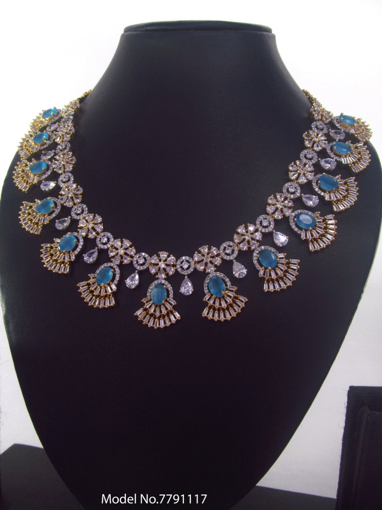 Wholesale Traditional Necklace Set