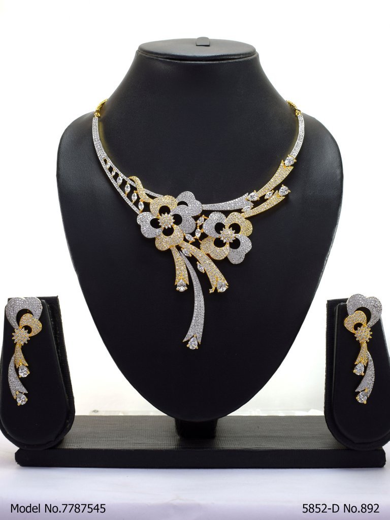 Wholesale Traditional Necklace Set