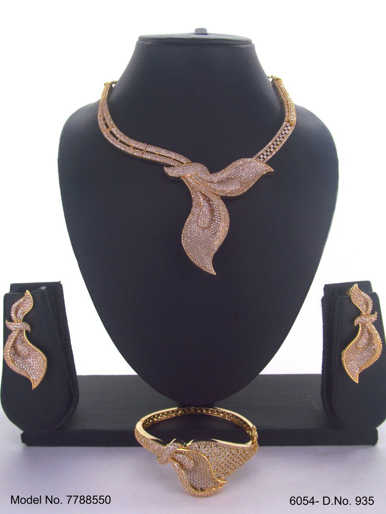 Original Zircon Necklace Set