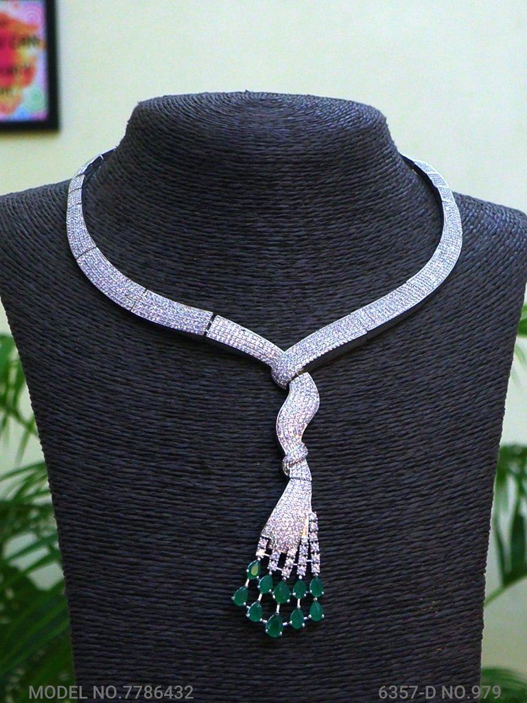 Trendy Traditional Necklace Set | Ideal Birthday Gift