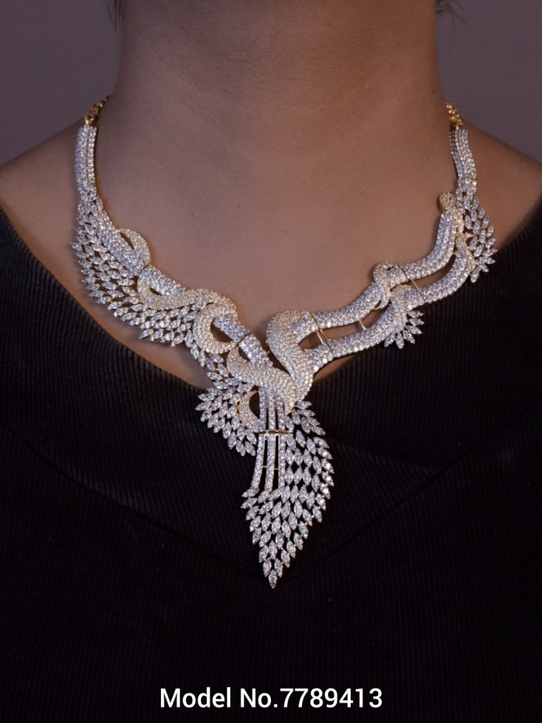 Traditional Necklaces in Trend