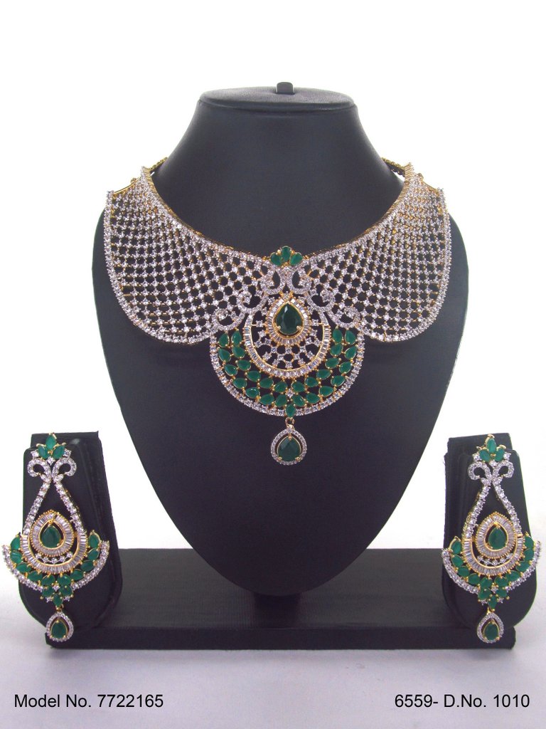 Traditional Design | American Diamond Jewelry Set