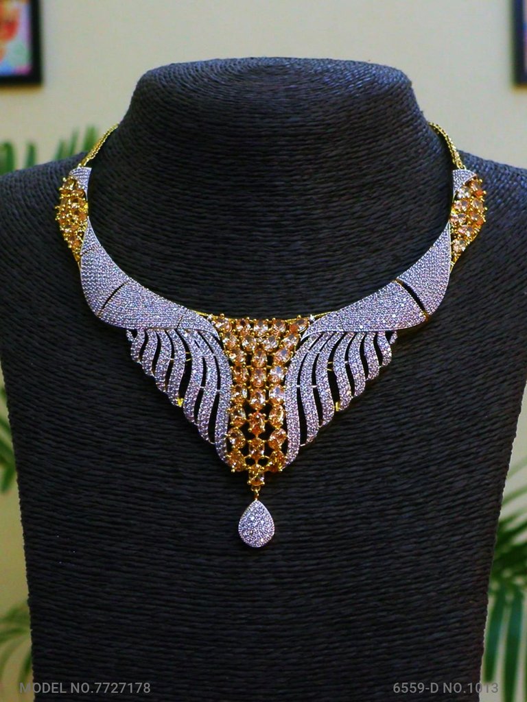 Amazing Traditional Jewelry Set