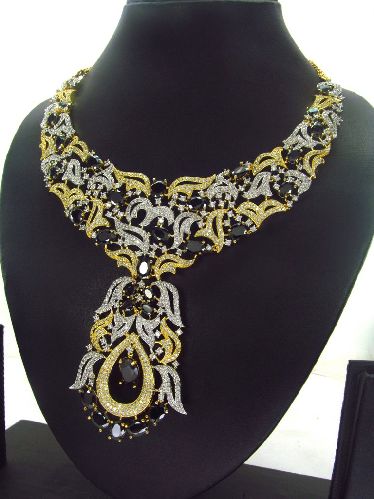 Traditional Design | American Diamond Jewelry Set