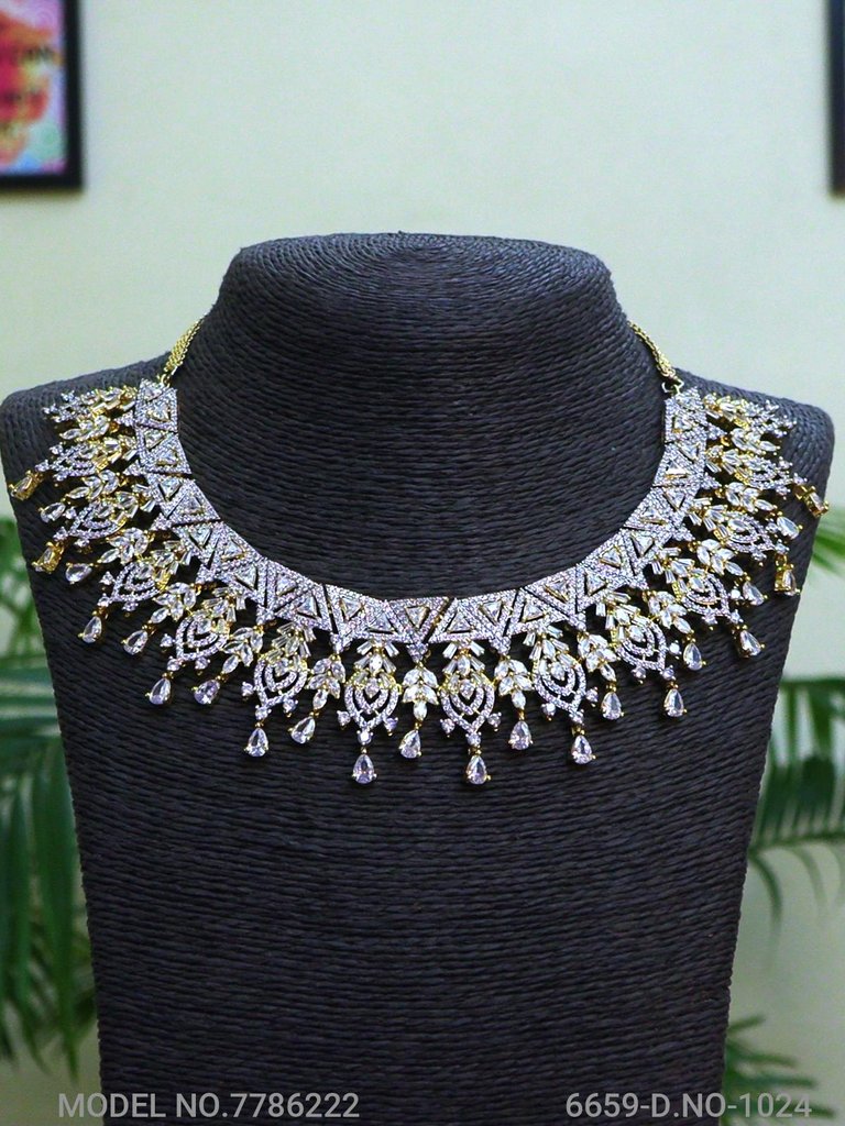 Traditional Design | American Diamond Jewelry Set
