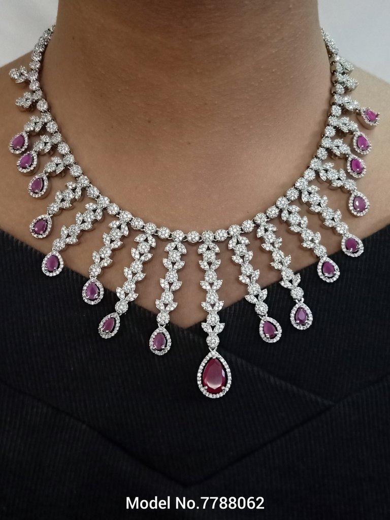 Traditional Zirconia Jewelry Set for Classy Women