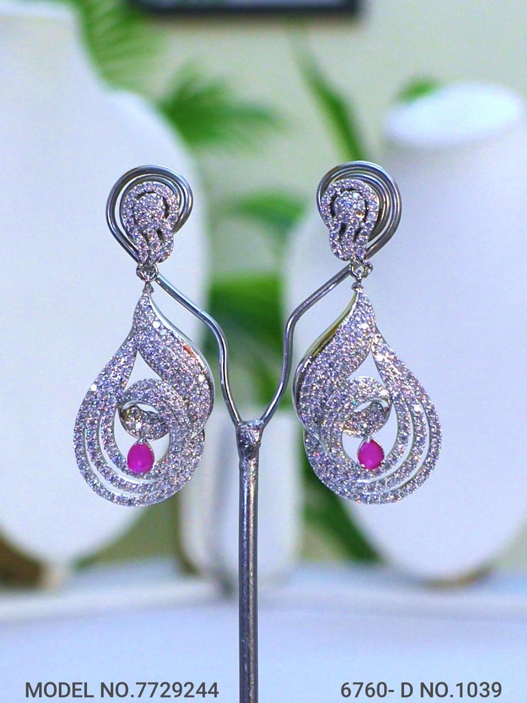 Bridesmaid Necklace Set for Traditional Weddings