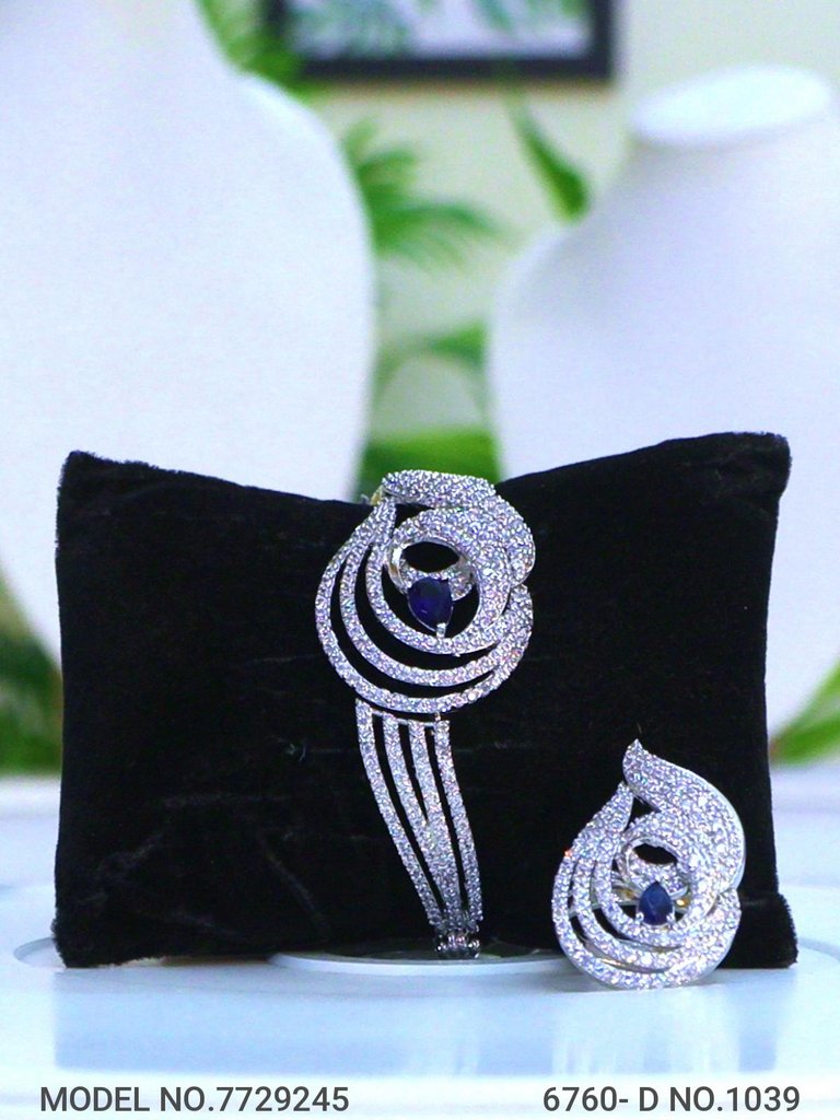 Art Jewelry
