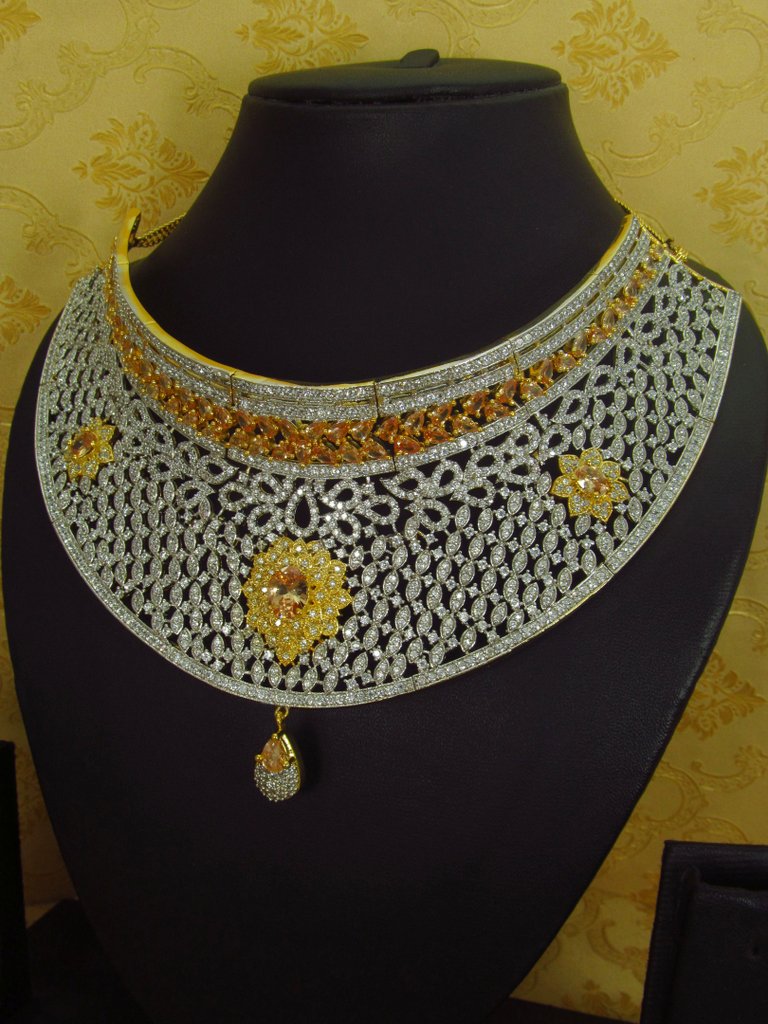 Trendy Fashion Jewellery Set