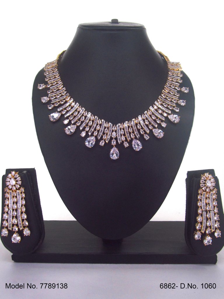 Traditional Design | American Diamond Jewelry Set