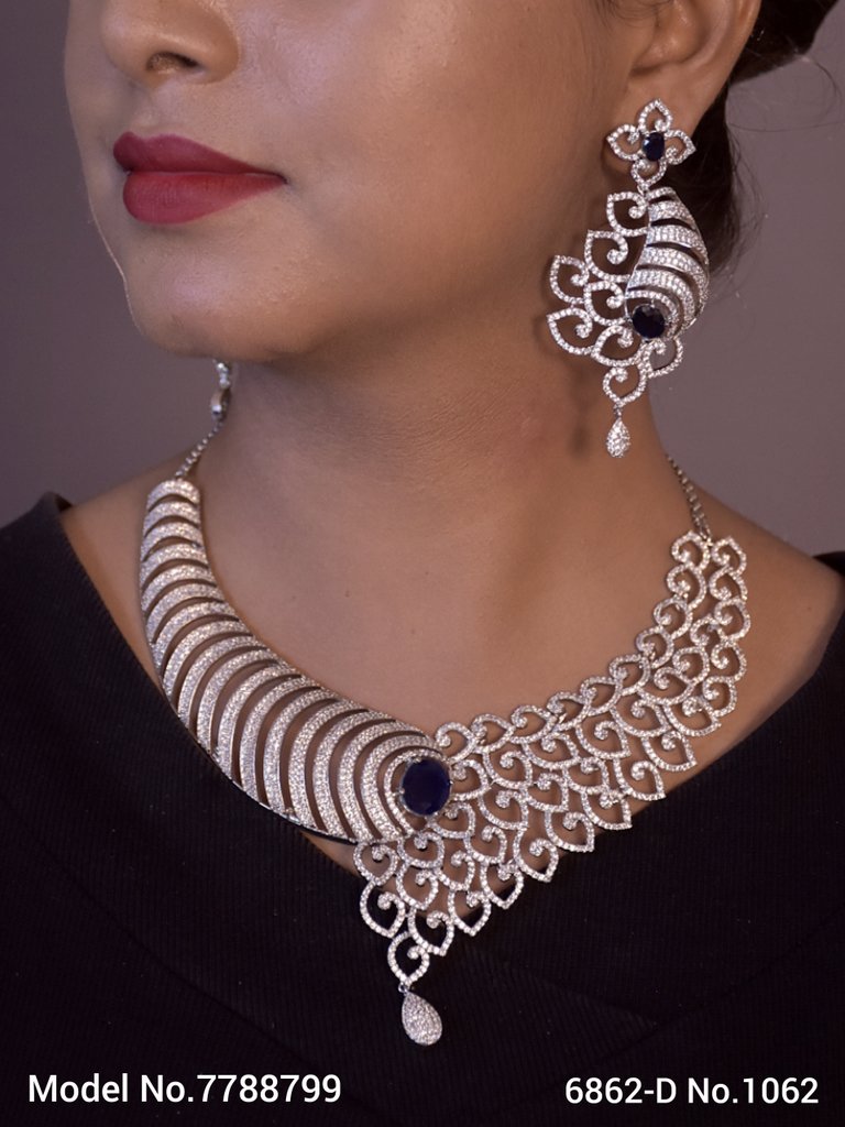 Amazing Traditional Jewelry Set