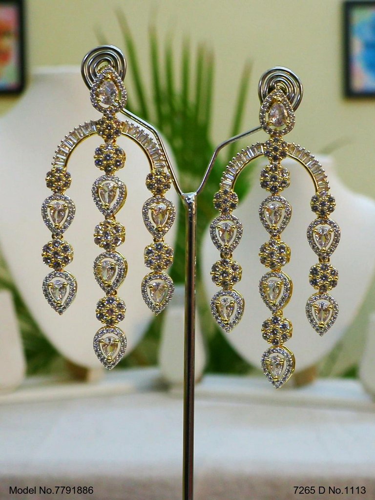 Showstopper Imitation Jewelry Set