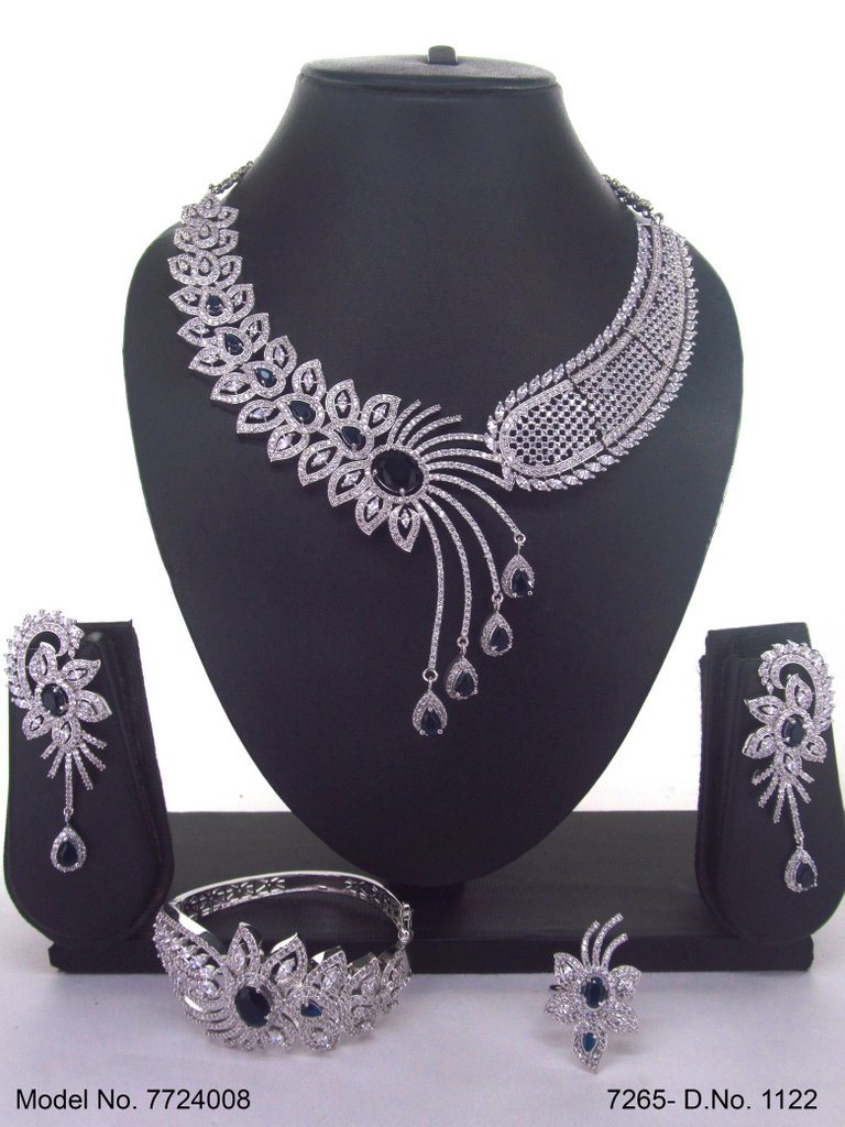 A Masterpiece | Handcrafted Traditional Jewellery Set