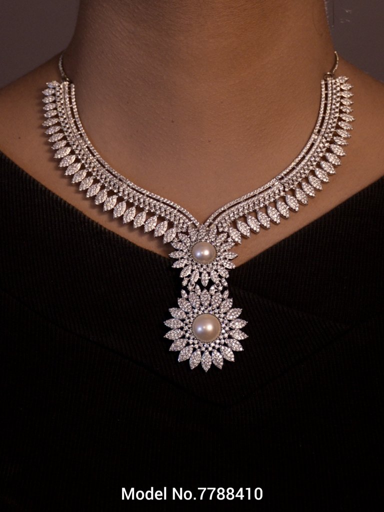 Fashion Necklace Set | Artificial Diamonds / Zircons