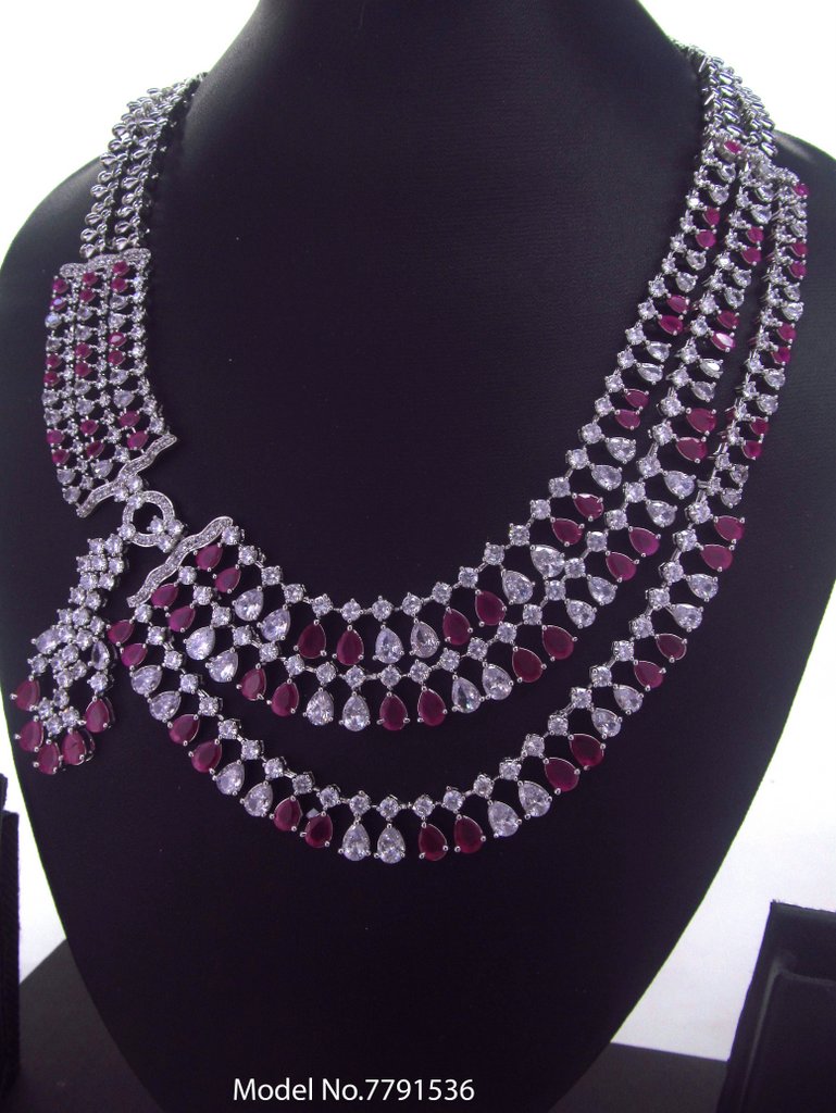 Wholesale Traditional Necklace Set