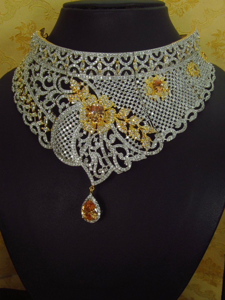 Choker Necklace Set for Weddings