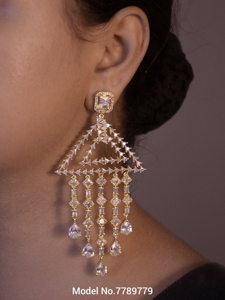 Traditional Zirconia Jewelry Set for Classy Women